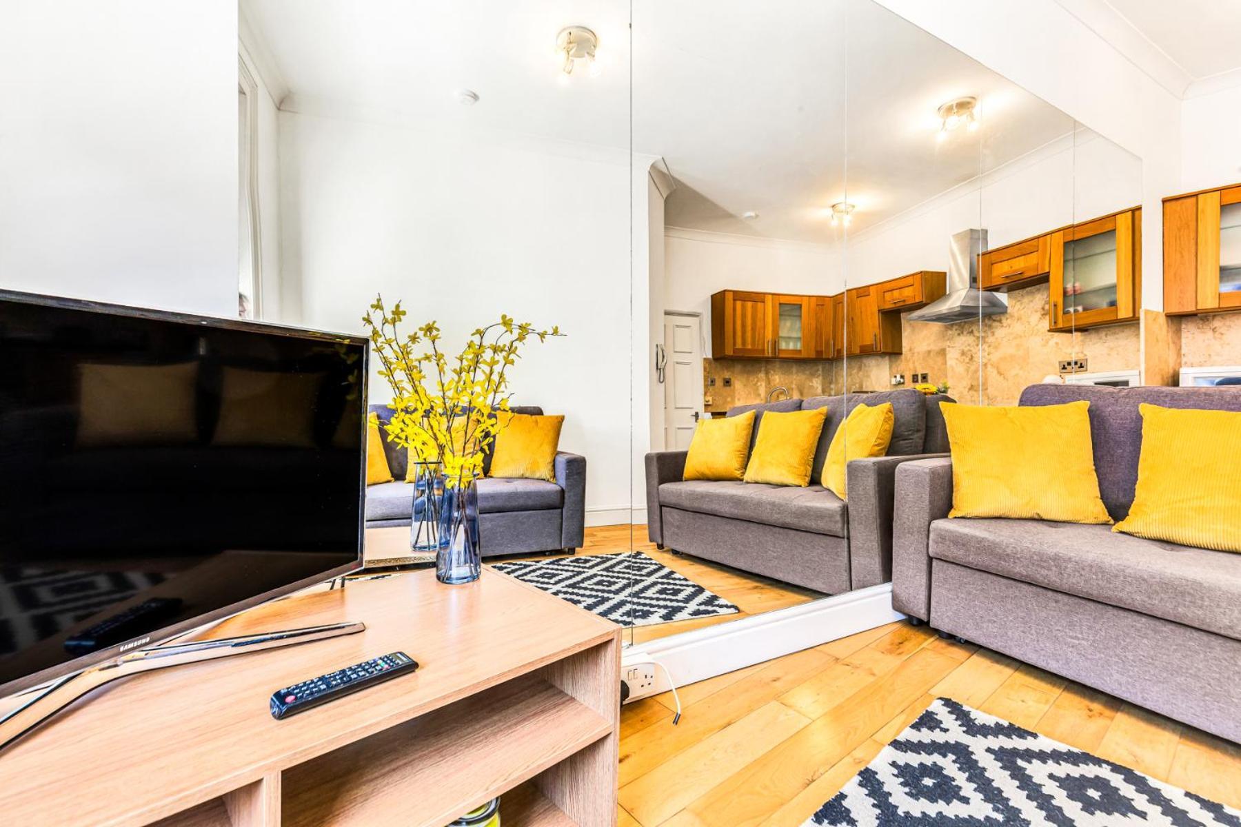 Luxstay2 Earls Court Apartment - Sleeps Up To 8 London Exteriör bild