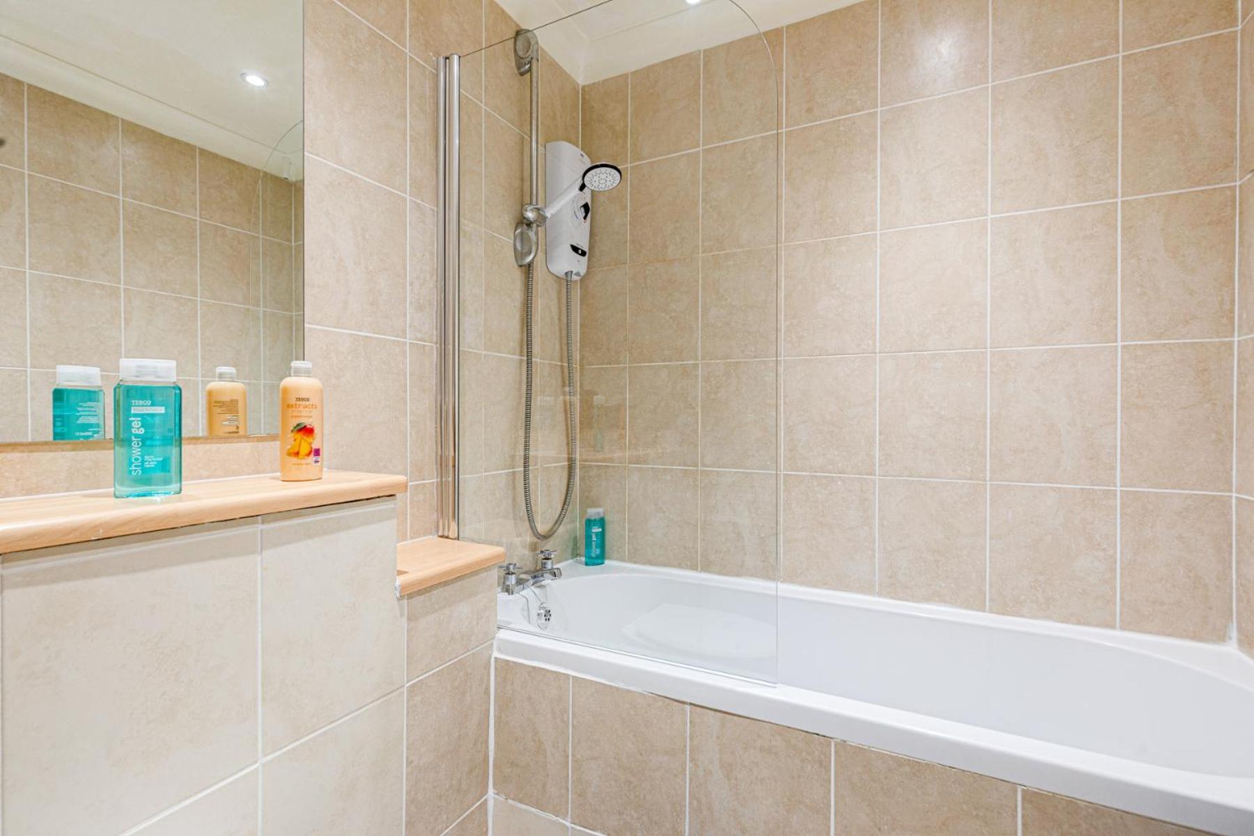 Luxstay2 Earls Court Apartment - Sleeps Up To 8 London Exteriör bild